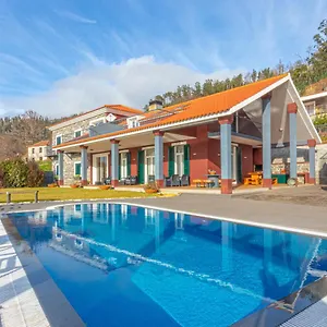 https://casa-caminho-verde.madeira-islandshotels.com