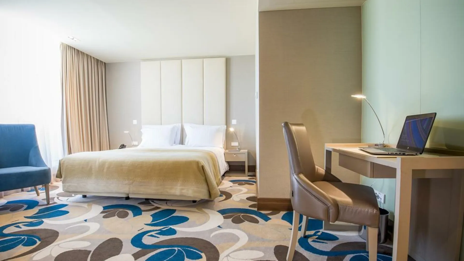 Hotel Smy Lisboa 4*,