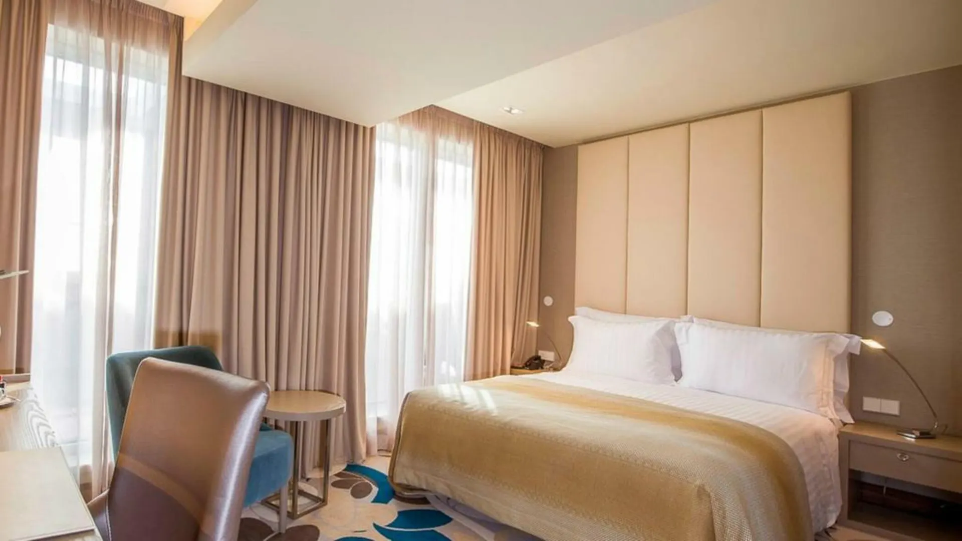 Smy Lisboa Hotel